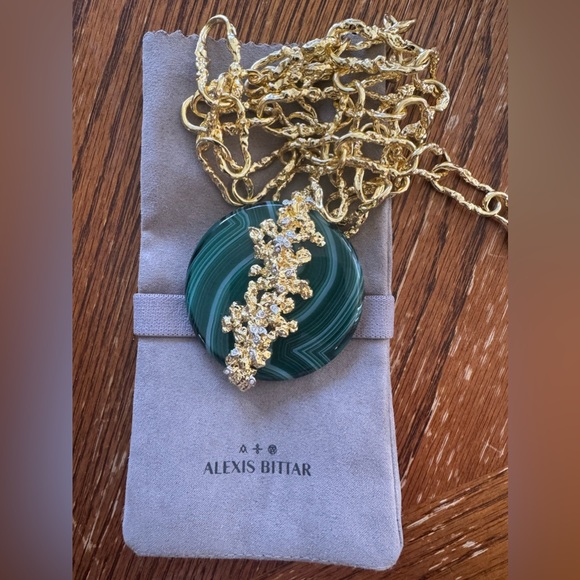 Alexis Bittar
Brut Link Large Stone Disc Pendant Necklace, Green Agate - Picture 6 of 7